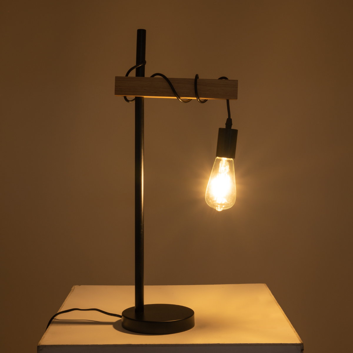 LEDTM® MINDELO 02032 Μοντέρνο Επιτραπέζιο Φωτιστικό Πορτατίφ με Ντουί 1 x E27 AC 220-240V IP20 - Μαύρο & Μπεζ - Μ25 x Π15 x Υ60cm - Image 11