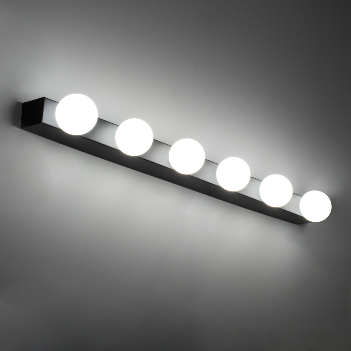 LEDTM® BELLA 60452 Μοντέρνο Φωτιστικό Τοίχου - Απλίκα Καθρέπτη Μπάνιου LED 18W 2052lm 300° AC 220-240V IP44 Φυσικό Λευκό 4500K - Bridgelux COB Chip & TÜV SÜD Driver - Μαύρο Ματ & Λευκό - Μ70 x Π11 x Υ6cm - 3 Χρόνια Εγγύηση - Image 10