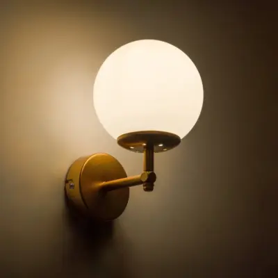 LEDTM® DALPH 203-0029 Vintage Επιτοίχιο Φωτιστικό Απλίκα Μονόφωτο 1 x E27 IP20 Χρυσό Μέταλλο με Λευκό Γυαλί - M18 x Π15 x Υ23cm - Image 3