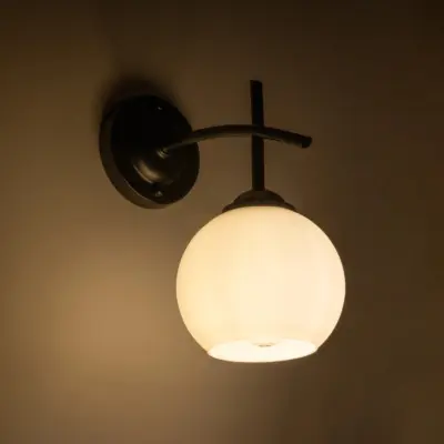 LEDTM® ISEN 01157 Μοντέρνο Επιτοίχιο Φωτιστικό Απλίκα Μονόφωτο 1 x E27 IP20 Μαύρο Μέταλλο με Λευκό Γυαλί - Μ25 x Π15 x Υ30cm - Image 3