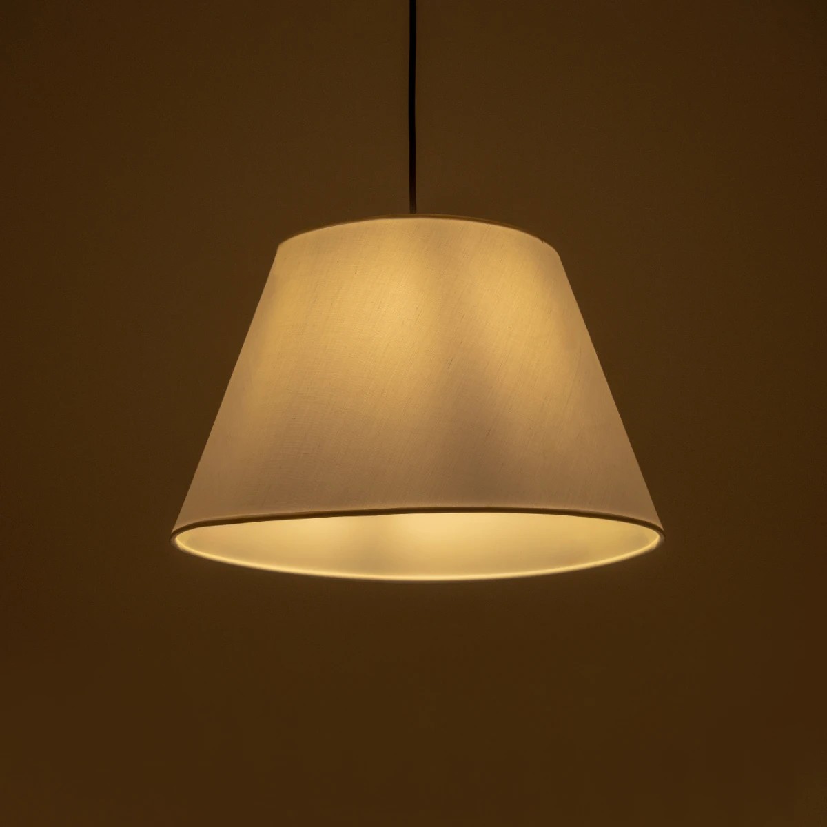 LEDTM® TRIANGLE 204-0089 Μοντέρνο Κρεμαστό Φωτιστικό Οροφής με Ντουί 1 x E27 AC 220-240V IP20 - Λευκό - Μ35 x Π35 x Υ24cm - Image 3