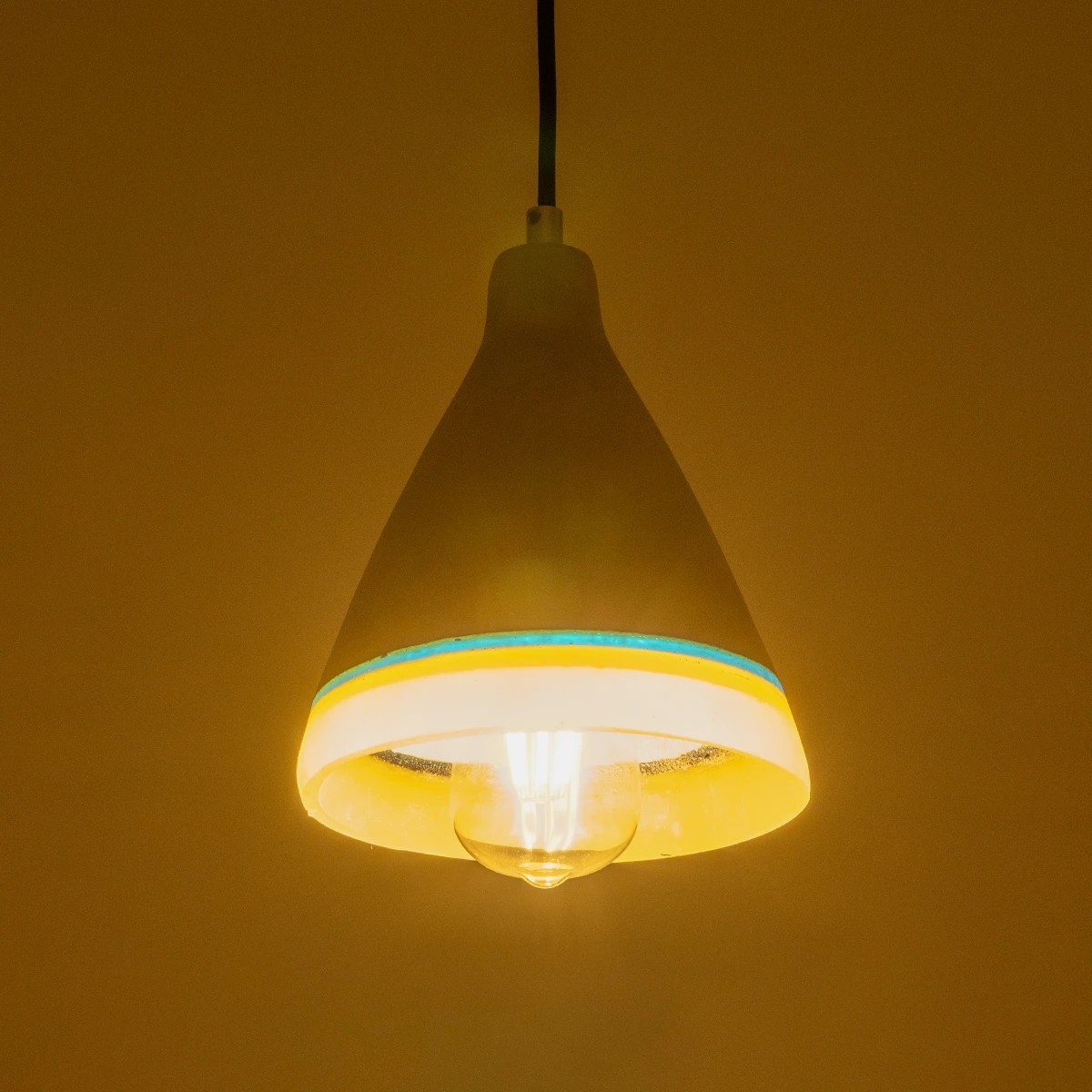 LEDTM® BEVIN 999-0219 Μοντέρνο Κρεμαστό Φωτιστικό Οροφής με Ντουί 1 x E27 AC 220-240V IP20 - Πολύχρωμο - Μ17 x Π17 x Υ21,5cm - Image 2