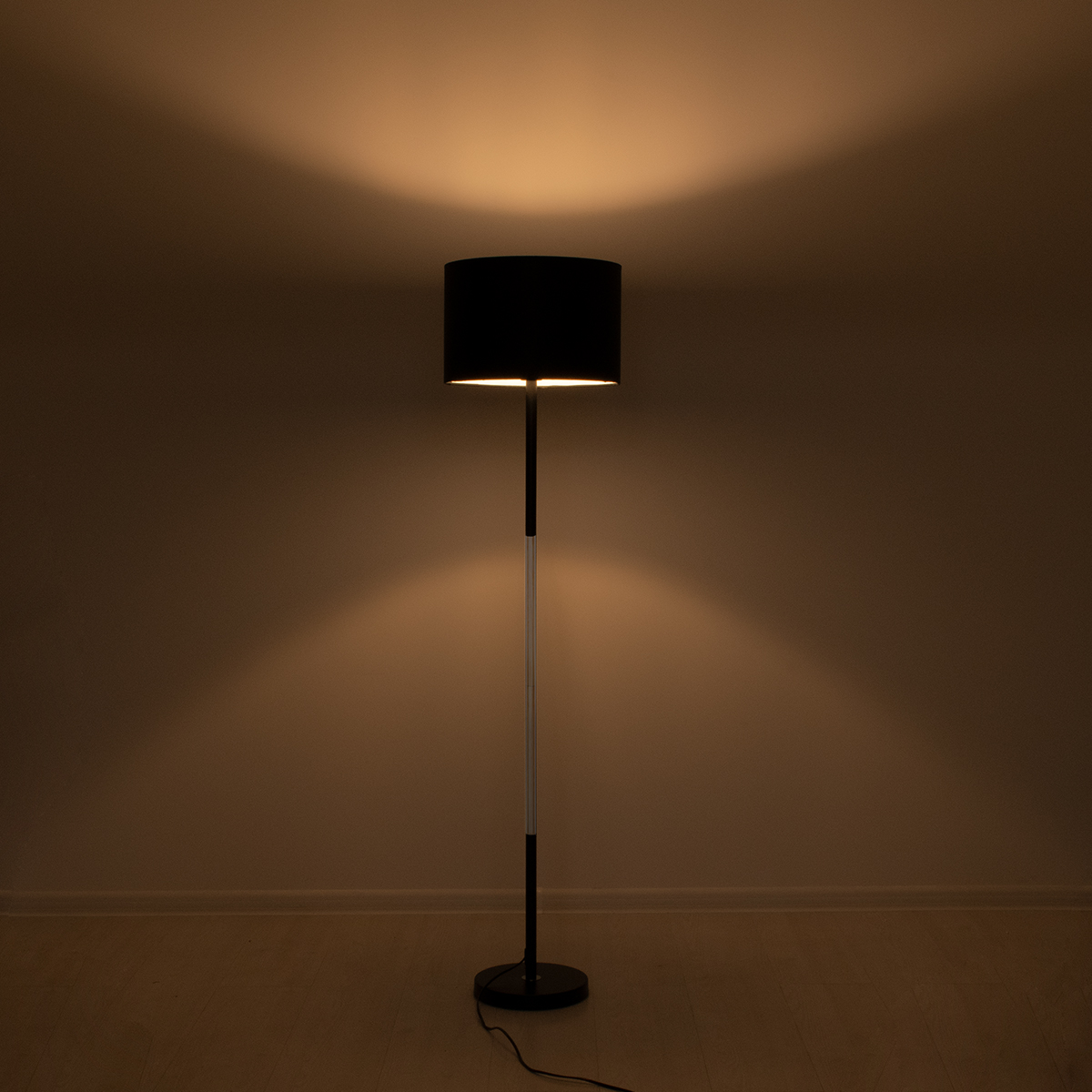 LEDTM® ASHLEY 00824 Μοντέρνο Επιδαπέδιο Φωτιστικό με Ντουί 1 x E27 AC 220-240V IP20 - Μαύρο & Μπεζ - Μ40 x Π40 x Υ145cm - Image 3