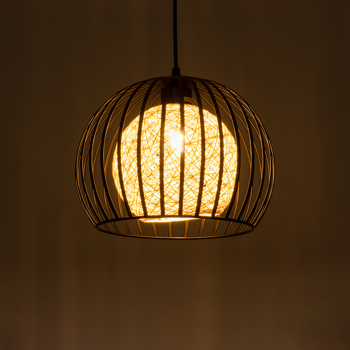 LEDTM® CARTER 00960 Μοντέρνο Κρεμαστό Φωτιστικό Οροφής με Ντουί 1 x E27 AC 220-240V IP20 - Μαύρο & Μπεζ - Μ28 x Π28 x Υ23cm - Image 3
