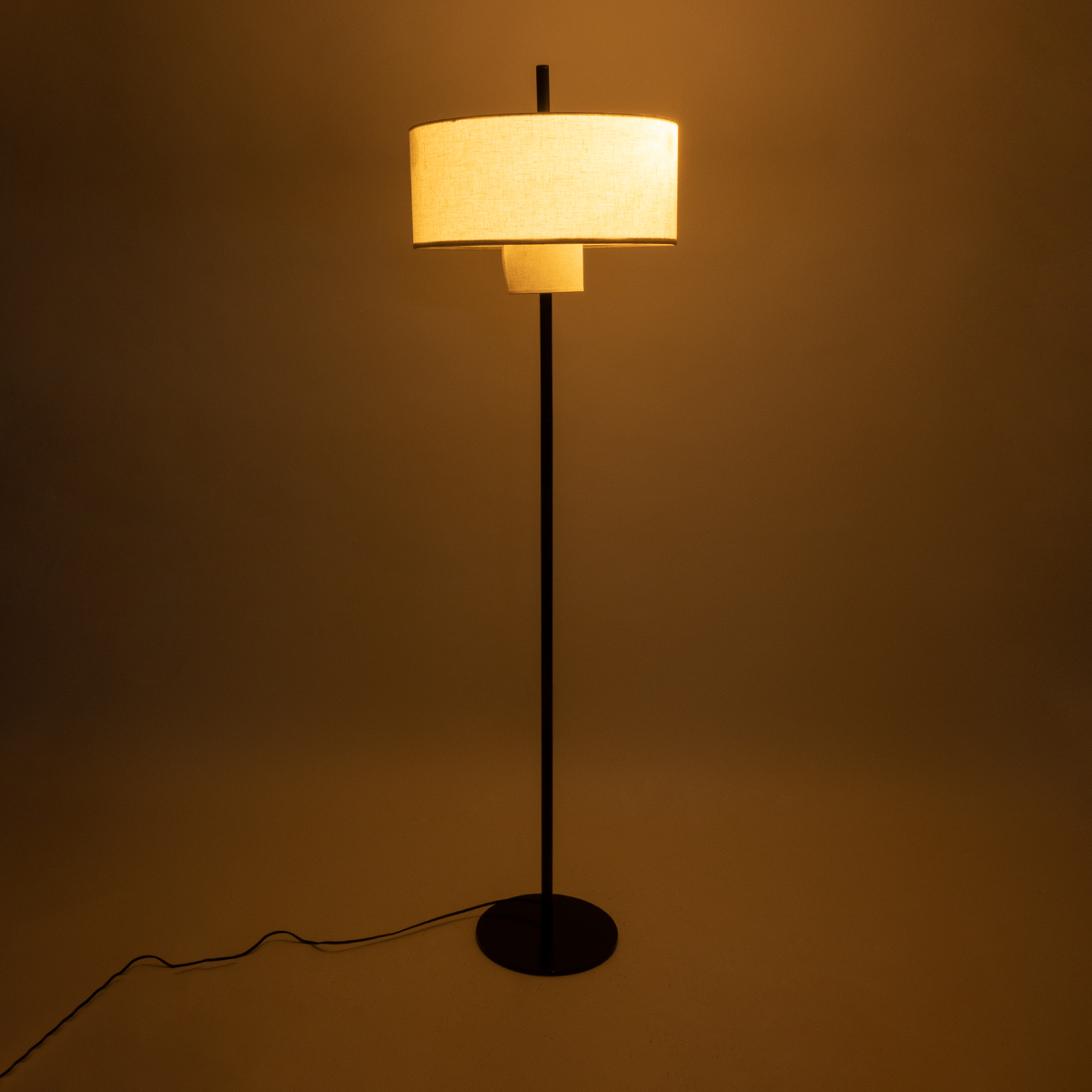 LEDTM® MARIGOLD 02228 Μοντέρνο Επιδαπέδιο Φωτιστικό με Ντουί 3 x E27 AC 220-240V IP20 - Μαύρο & Λευκό - Μ46 x Π46 x Υ160cm - Image 3