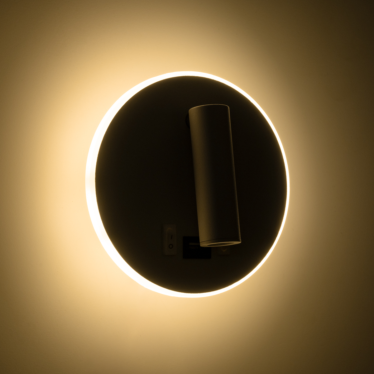 LEDTM® LADY-R 60939 Μοντέρνο Φωτιστικό Τοίχου - Απλίκα Ξενοδοχείου Reading Light με Φορτιστή USB 3A LED 6W 600lm 36° & 360° AC 220-240V IP20 Φυσικό Λευκό 4500K - Bridgelux COB & TÜV SÜD Driver - Λευκό Ματ - Μ15 x Π15 x Υ17cm - 3 Χρόνια Εγγύηση - Image 8