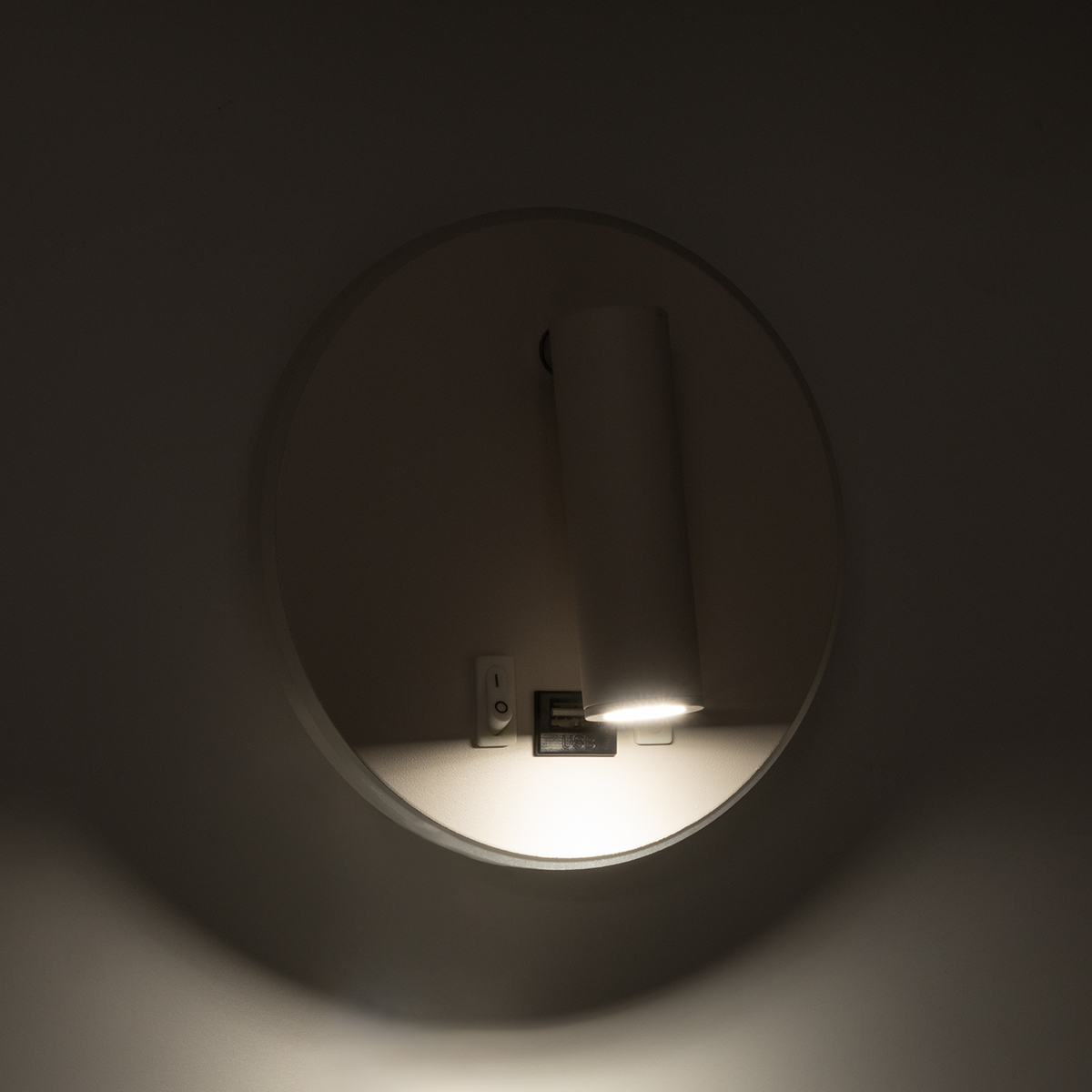 LEDTM® LADY-R 60939 Μοντέρνο Φωτιστικό Τοίχου - Απλίκα Ξενοδοχείου Reading Light με Φορτιστή USB 3A LED 6W 600lm 36° & 360° AC 220-240V IP20 Φυσικό Λευκό 4500K - Bridgelux COB & TÜV SÜD Driver - Λευκό Ματ - Μ15 x Π15 x Υ17cm - 3 Χρόνια Εγγύηση - Image 9