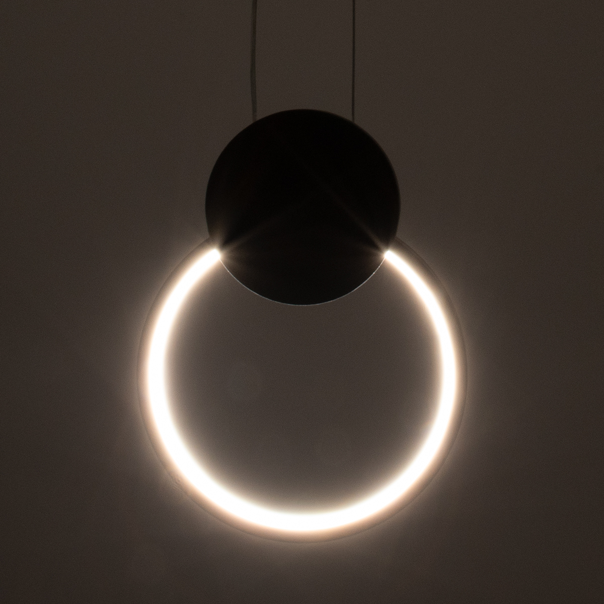 LEDTM® CYCLOS 61073 Μοντέρνο Κρεμαστό Φωτιστικό Οροφής LED 9W 1080lm 300° AC 220-240V IP20 Ρυθμιζόμενο Λευκό CCT με On/Off 2700K/4500K/6000K - Lumileds SMD Chip - Μαύρο Ματ - Μ21 x Π2.3 x Υ26.5cm - 3 Χρόνια Εγγύηση - Image 10