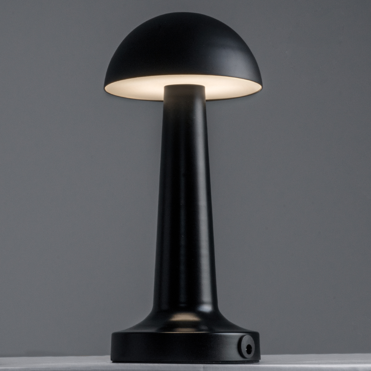 LEDTM® COCO 76509 Επαναφορτιζόμενο Επιτραπέζιο Φωτιστικό Πορτατίφ LED 1.5W 105lm 120° DC 5V IP44 Θερμό Λευκό 2700K Dimmable Μαύρο Αλουμίνιο - Μ10 x Π10 x Υ22cm - 2 Xρόνια Εγγύηση - Image 3