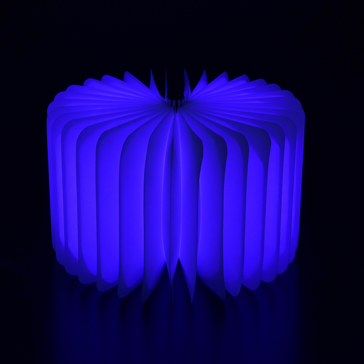 LEDTM® BOOKDECO 79636 Μοντέρνο Επιτραπέζιο Φωτιστικό Πορτατίφ LED 4W 250lm 180° DC 5V με USB 2.0 & Επαναφορτιζόμενη Μπαταρία Li-ion 3.2V 1000mAh IP20 Πολύχρωμο RGB - Μπεζ - Μ21.5 x Π16.5 x Υ2.2cm - 2 Χρόνια Εγγύηση - Image 6